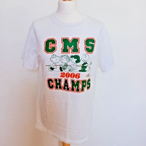 Fruit of the Loom Vintage Peanuts Charlie Brown Snoopy T-Shirt Medium Tug-o-War - Bild 1 von 7