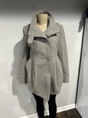 Casaco tamanho médio feminino Urban Outfitters silêncio + mistura de lã ruído cinza pavão - Imagem 1 de 4