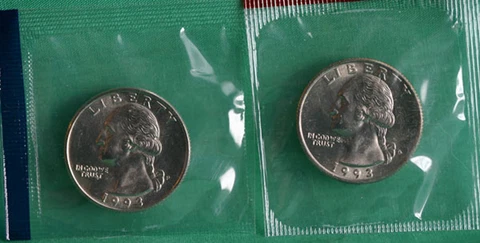 1993 P and D Washington Quarter TWO Coins from US Mint Uncirculated Set BU Cello Cover