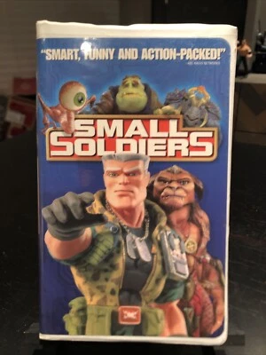 Small Soldiers (VHS 1998) Dreamworks Clamshell Toys War Dante RARE CULT HTF NM - Image 1 of 4