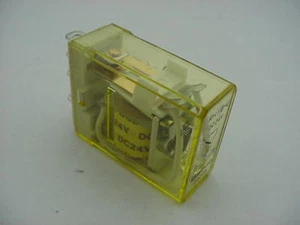 Idec RH1B-U DC24V Relay NEW Ships on the Same Day of the Purchase - Picture 1 of 3