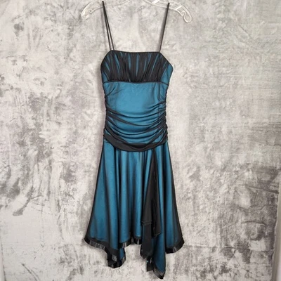 Vestido De Colección Y2K Años 90 City Triángulos S Verde Azulado Negro Asimétrico Capricho Hada Foto 1 de 4