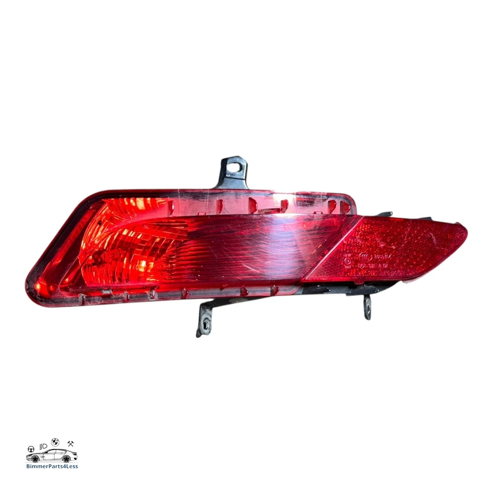 Luz antiniebla parachoques trasero pasajero izquierdo Volvo XC60 2013-2016 lado cercano N/S OEM Foto 1 de 4