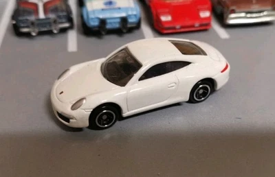 TOMICA no 117 PORSCHE 911 CARRERA 2012 WHITE VGC LOOSE SEE PICTURES  - Image 1 of 2
