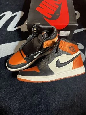 Jordan 1 Retro Alto OG Satinado Roto Tablero Trasero Talla W 10.5/M9 Av3725-010 Nuevo Foto 1 de 4