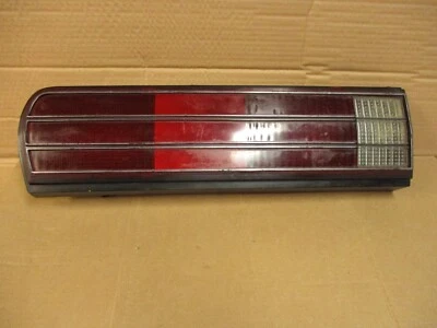 De colección 1979 1981 1983 AMC Spirit luz trasera derecha intermitente lente SF-3721158 Foto 1 de 4