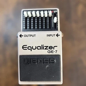 Boss GE-7 Equalizzatore Pedale per chitarra effetto usato Giappone spedizione gratuita - Foto 1 di 4