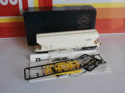 NEUF FS WAGON CEREALIER BRAMBLES RIVAROSSI REF 8305 - Photo 1/4