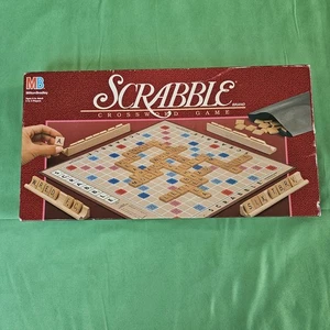 Scrabble Brettspiel komplett Milton Bradley Kreuzworträtselspiel 1989 komplett - Bild 1 von 4