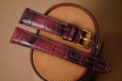 Pulseira bordeaux vermelha feita à mão para Rolex tamanho 20/16 (pode alterar o comprimento do tamanho) - Imagem 1 de 4