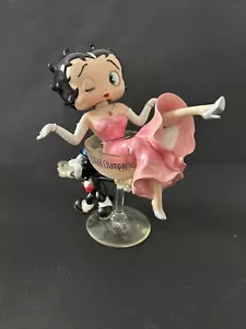 Selten! Betty Boop als sexy Diva sitzend in Glas Figur Statue 75. Geburtstag - Bild 1 von 12