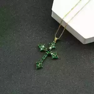 1.50Ct Round Cut Lab-Created Green Emerald Cross Pendant 14K Yellow Gold Plated - Picture 1 of 6