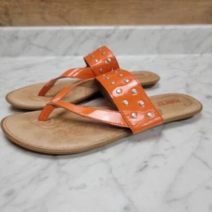 Womens 9 M Born Krysten Sandals Orange Patent Leather Studded Thong Flat Slip-On - Picture 1 of 10