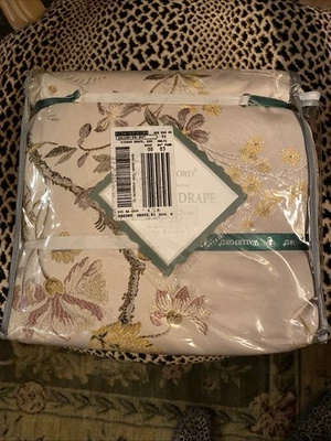 Waterford KIERAN Poste Top Cortina y Corbata 50x 84" Lujo Floral Nuevo en Paquete NUEVO Cortina Foto 1 de 4