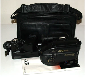 Vintage 1994 JVC VIDEOMOVIE GR-AX808 BUNDLE FOR PARTS! - Picture 1 of 14