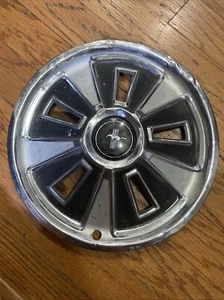 1964-1966 Ford mustang Hubcap 14 inch OE standard wheelcover Cap - Picture 1 of 3