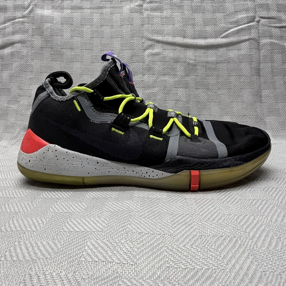 Nike Kobe A.D. Exodus Zapatos Para Hombres Talla 11 Negro Gris Voltio Baloncesto AV3555-005 Foto 1 de 4