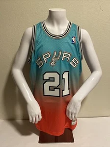 Camiseta Mitchell & Ness 98 de los San Antonio Spurs Tim Duncan Swingman Fadeaway grande - Imagen 1 de 10