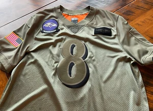 Camiseta deportiva Nike Baltimore Ravens #8 de Lamar Jackson Salute to Service militar XL - Imagen 1 de 7