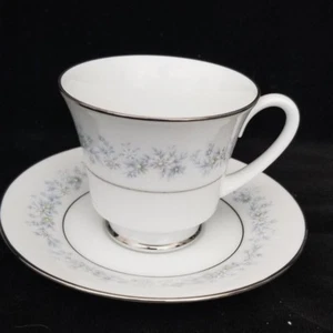 Juego de 2 tazas y platillo Noritake Marywood China brillante como nuevo más disponible - Imagen 1 de 12
