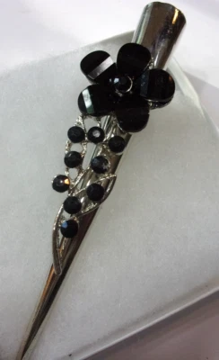 Grampos de cabelo da moda floral metal 4,5" jacaré strass flor preto - Imagem 1 de 4