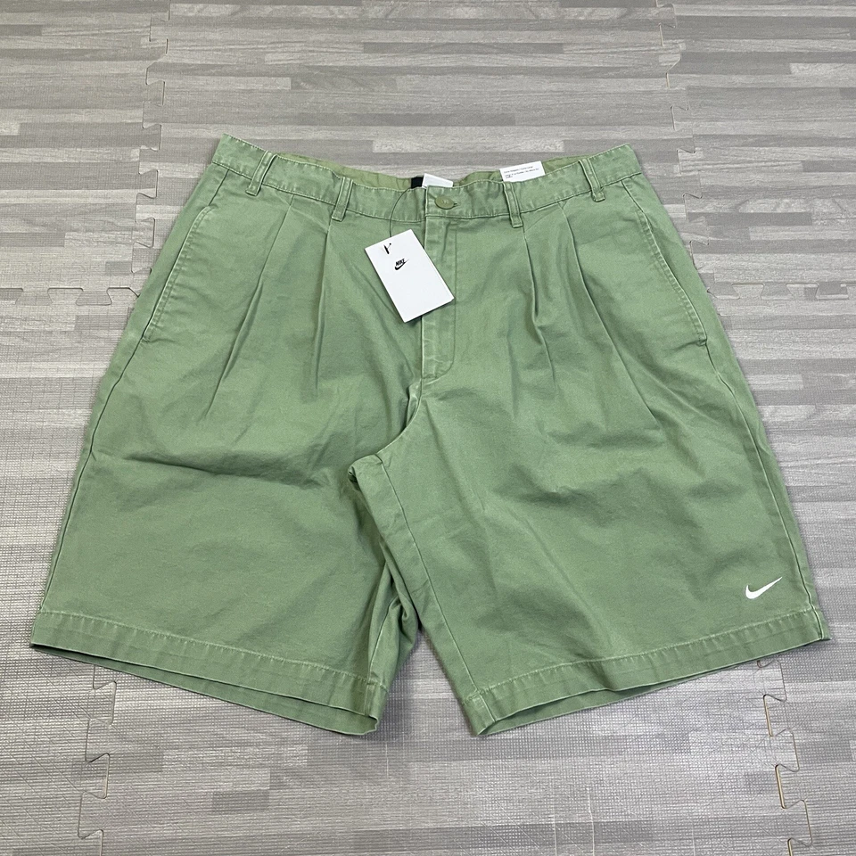 Nike Life Pleated Chino 10" Shorts Green Men's Size 38 DX0643-386 Oil Green