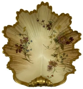 Royal Worcester Leaf Dish c.1890's Aesthetic Movement (Carmel CA Consignment) - Picture 1 of 4