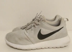 Nike Roshe One Platinum/Black Athletic Running Sneaker sz 8.5 511882-081 - Picture 1 of 12