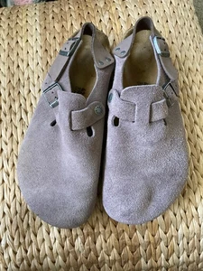 Birkenstock 42 geschlossen mit Fersenriemen, fliederfarben, breiter Fuß - Bild 1 von 5
