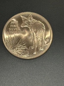 Texas Precious Metals 2016 Wolf 1oz .9999 Fine Silver Coin! - Picture 1 of 2