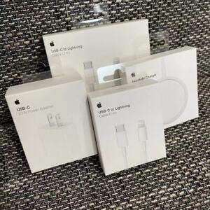New Genuine Apple 20W USB-C Power Adapter Cable Mag Safe for iPhone 13/12/11 Max