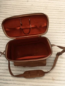 1970s Camera Bag - Picture 1 of 3