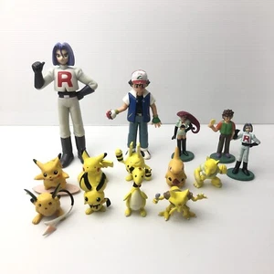 Bulk Lot Of Tomy Pokémon Figures / Figurines X14 James Ash Electric Pokémon - Picture 1 of 8