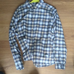 Patagonia Long Sleeved Checked Shirt - Picture 1 of 6