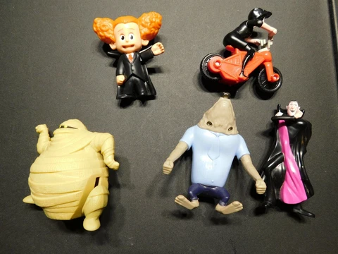 Hotel TransTransylvania Action Figures Lot/5 Cover