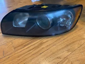 2004 - 2007 VOLVO S40 V50 LEFT DRIVER SIDE HEADLIGHT HEADLAMP 30698801~Shelf 9 - Picture 1 of 7