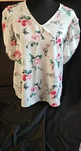 Andree By Unit Rose Floral White Blouse Top Womens Small V-neckline Short Sleeve - Picture 1 of 6