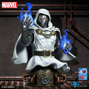 Diamond Select Marvel Comic Doctor Doom White 40th Anniversary PX Exclusive Bust