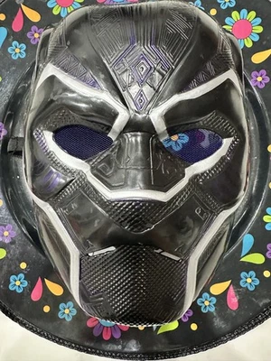 Máscara facial Pantera Negra Halloween Rubíes Niños Foto 1 de 4