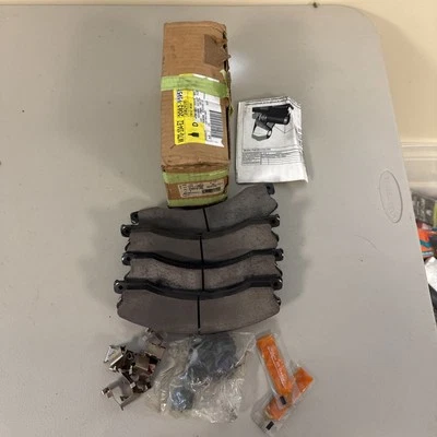 Задние тормозные колодки ACDelco GM 1711024 20829195 2011-2014 Chevy/GMC 2500HD 3500HD - Изображение 1 из 3