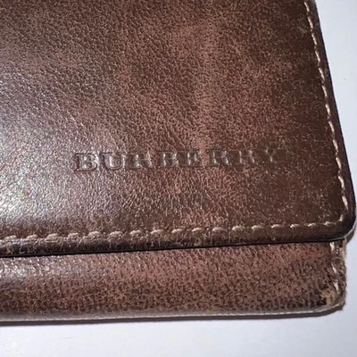 Cartera tarjetero de cuero marrón Burberry 5 llaveros auténtico diseñador Foto 1 de 4
