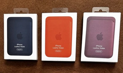 Cartera de cuero para iPhone con MagSafe disponible en 3 colores marrón naranja azul marino Foto 1 de 2