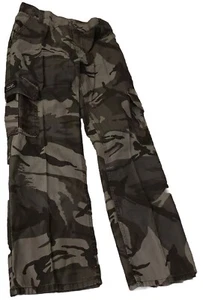 Wrangler Pants Boys 10 Reg Green Camouflage Army Style Cargo Skater Wide Leg NwT - Picture 1 of 11