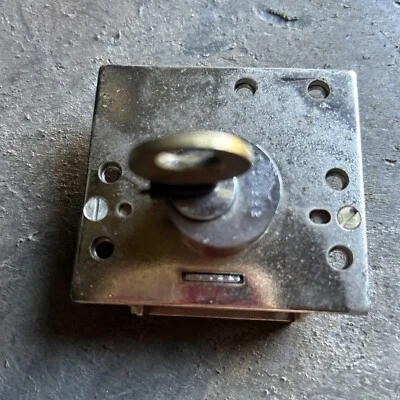 De colección Teléfono Público Teléfono de Pago Bloqueo Inferior Llave Moneda GTE Verizon Parte Antigua Foto 1 de 3