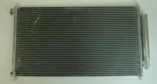 Condensador de aire acondicionado TYC para Acura ILX 2016 Foto 1 de 1