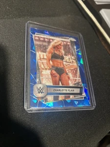 Charlotte Flair Sapphire 2025 Topps cromo WWE #123 - Imagen 1 de 2