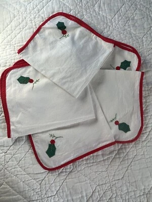"Juego de 5 servilletas de tela vintage de Navidad con apliques navideños de hoja de acebo de 15""" Foto 1 de 4