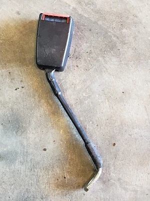 90 91 92 93 1992 SAAB 900 HATCHBACK PASAJERO DERECHO TRASERO HEBILLA CINTURÓN SEGURIDAD Foto 1 de 4