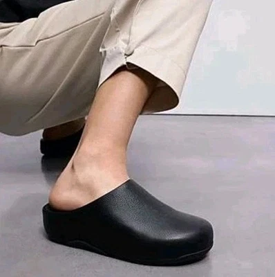 FitFlop Shuv Leather Clogs Shoes Black Leather Mules Size 7 - $160 - Image 1 of 4