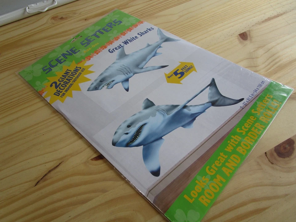Gran Setter de escena de tiburones blancos niños fiesta pared telón de fondo peces mandíbulas de océano Foto 1 de 4